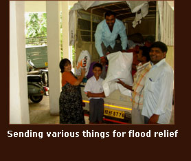 Sending various things for flood relief